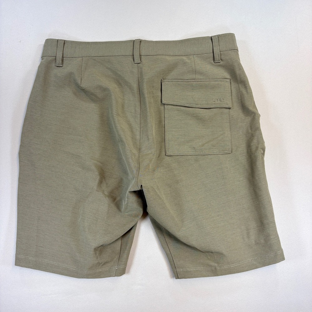 BYLT Kinetic Short Mens 33 9" Khaki Green Hybrid Water Resistant Golf Athleisure - Picture 2 of 9